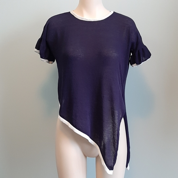 🅱️🅾️G🅾️ Asymmetrical sheer top in navy blue and white trim - Picture 2 of 5